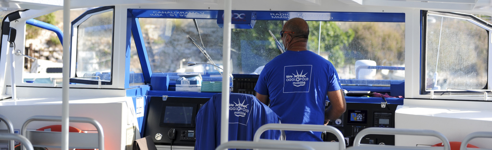 En bateau-bus dans l'Archipel de Thau