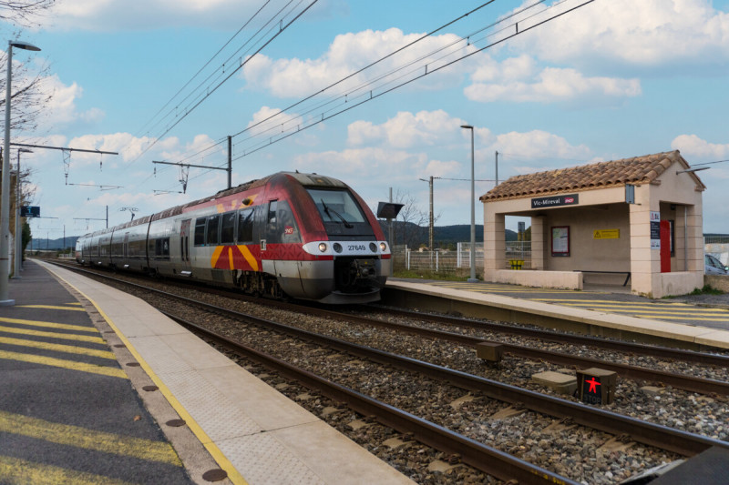 En train