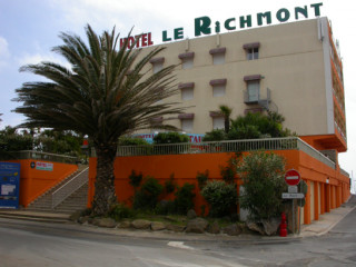 Hôtel le Richmont - HOTLAR0340000954