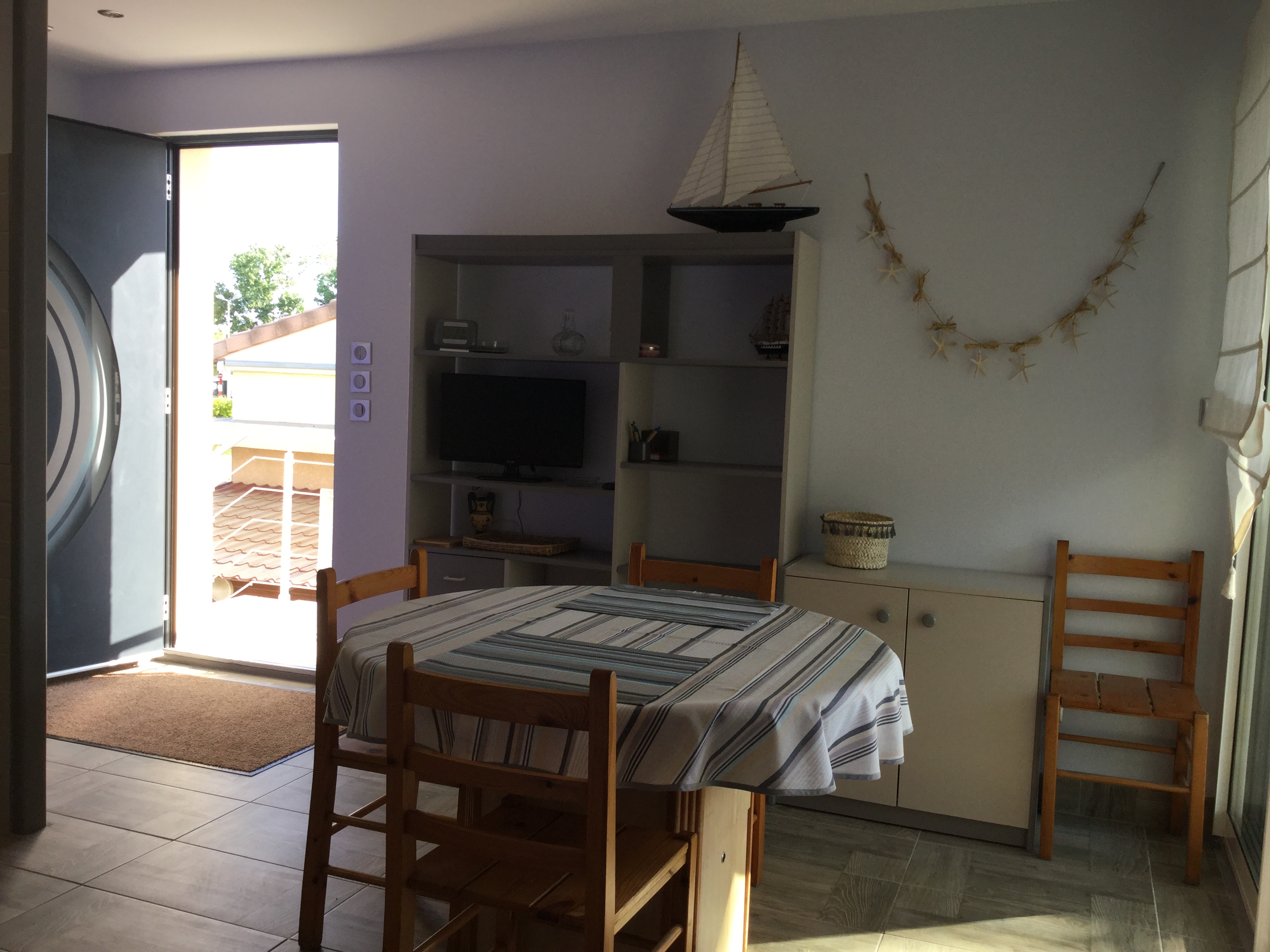 LOCATION MARSEILLAN LATGER BEATRICE (2)