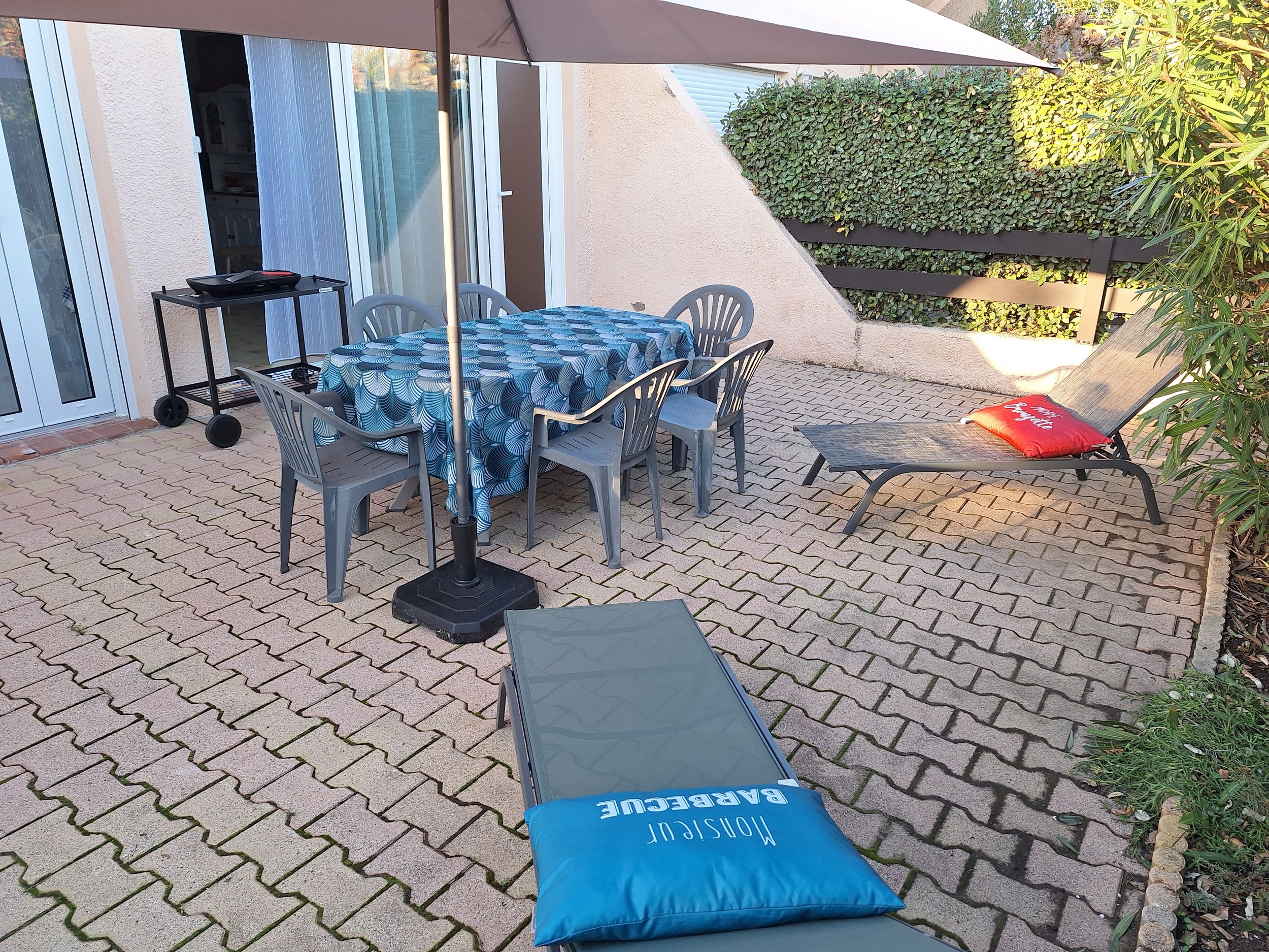 LOCATION MARSEILLAN RESIDENCE EL PASO POZIN ANNIE (1)