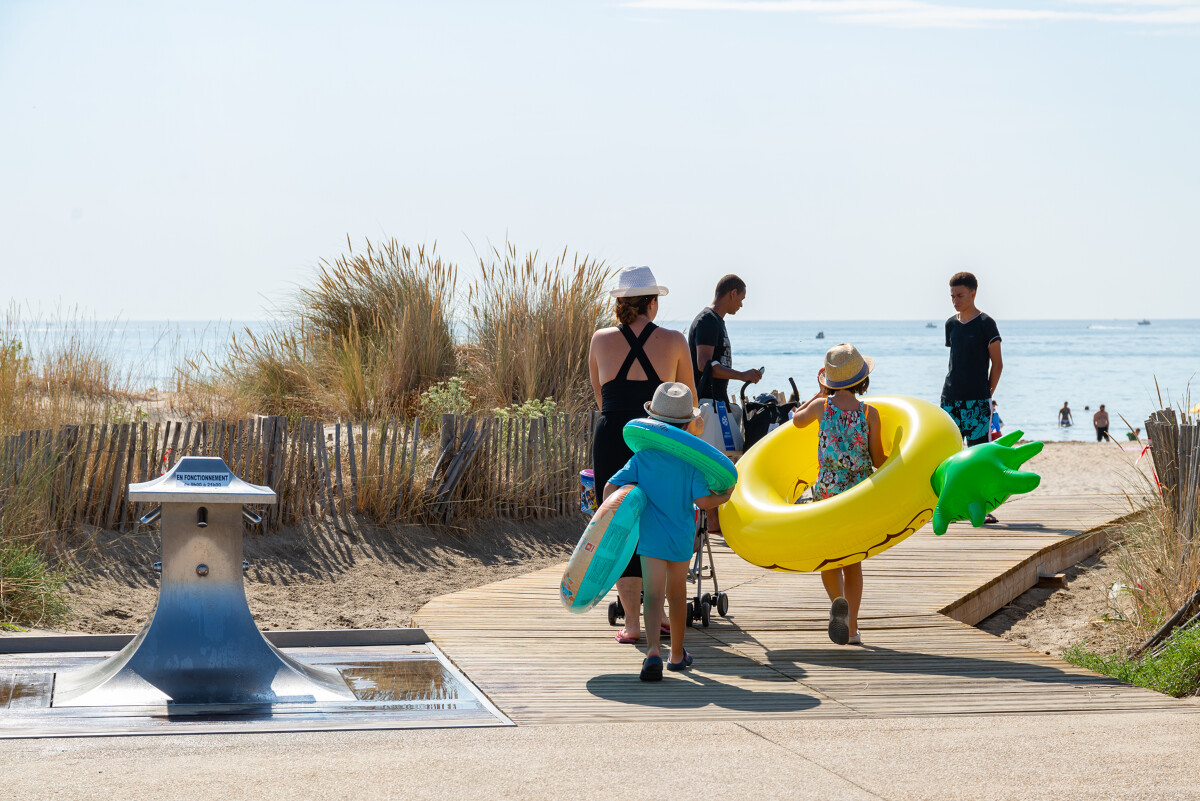 A day at the beach in Marseillan - © Office de Tourisme Archipel de Thau